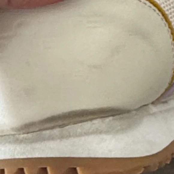 Charlotte Stone Conner Retro Sneaker in Beachball White Multi Size 9 - Picture 11 of 15